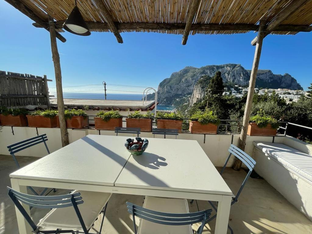 Appartement Le Rocce Da Tragara, Tragara Essential à Capri Extérieur photo